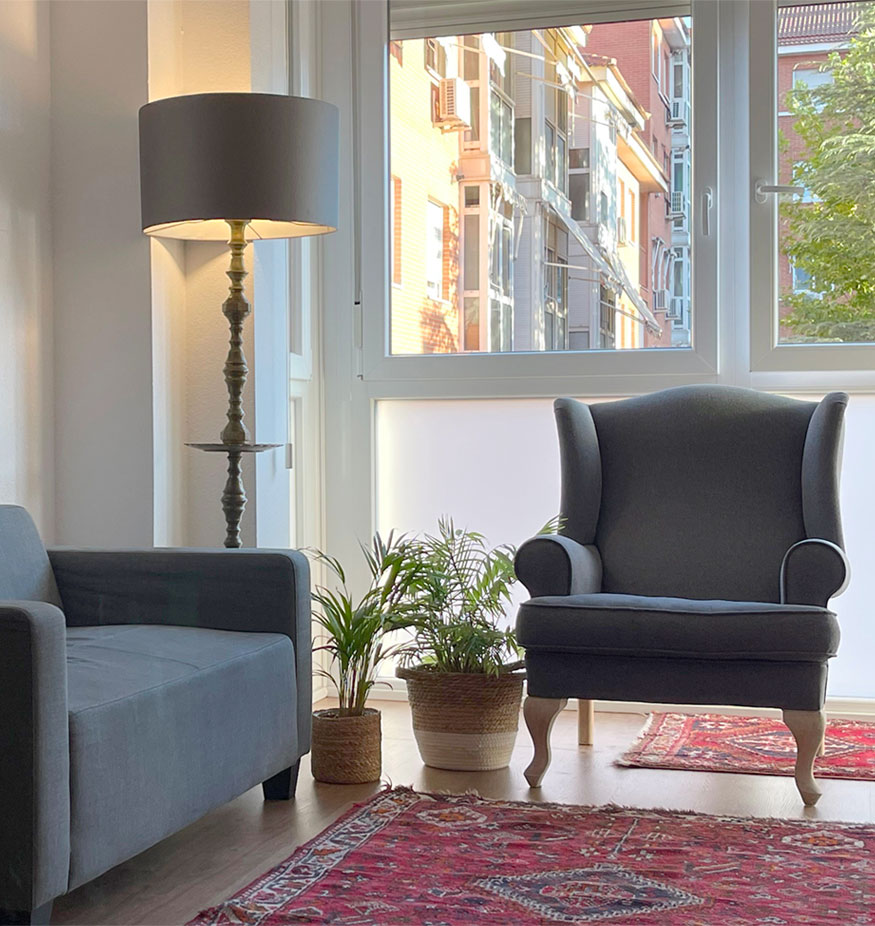 Psicóloga Madrid Hortaleza - Te mereces ser más feliz - Isabel Lazaro